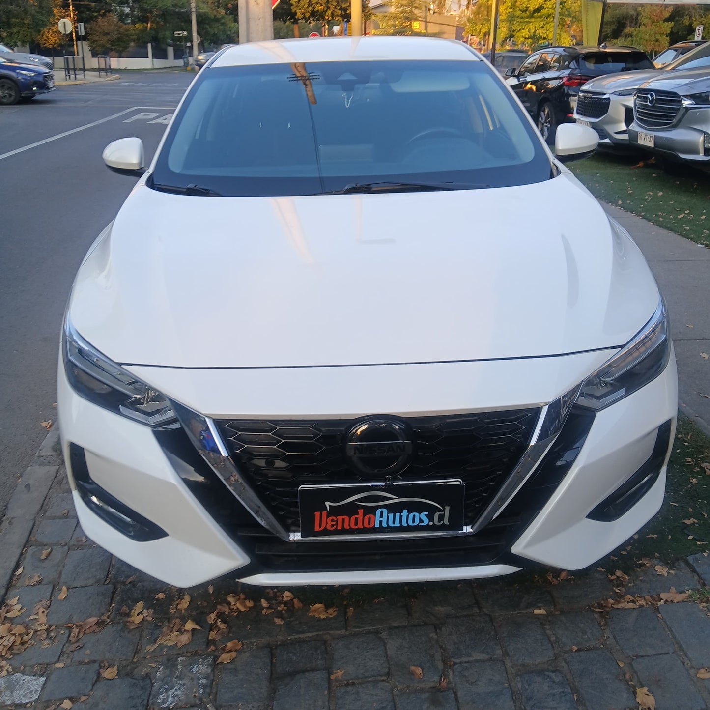 NISSAN SENTRA B18 2.0 CVT 2021 – ELEGANTE, CÓMODO Y FULL EQUIPO
