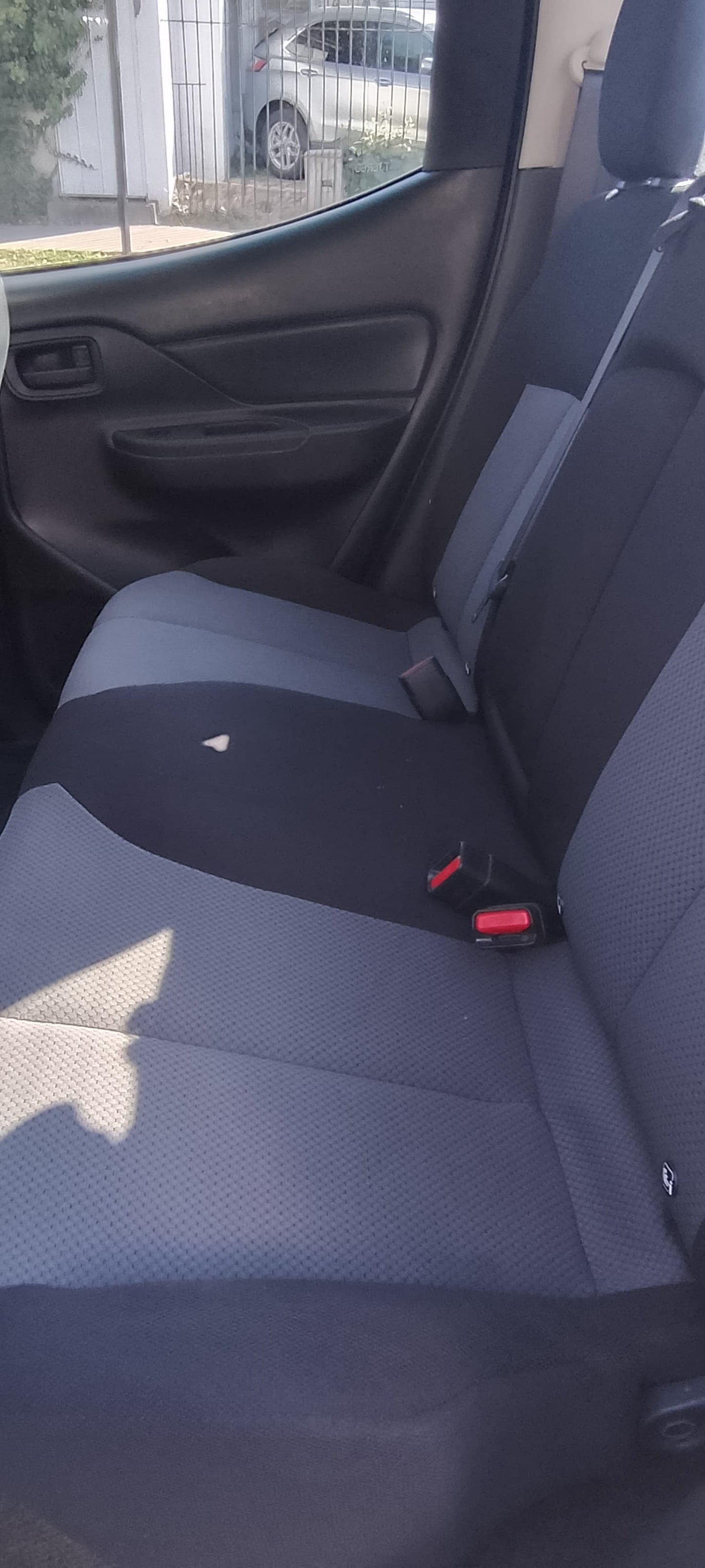 MITSUBISHI L200 KATANA CRT 4x4 AÑO 2024 – SOLO 58.000 KM