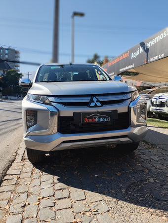 compare product MITSUBISHI L200 KATANA CRT 4x4 AÑO 2024 – SOLO 58.000 KM