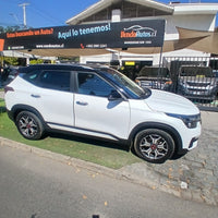 Kia Seltos MPI 1.6 MT 2022 – Moderna, Segura y Full Equipo