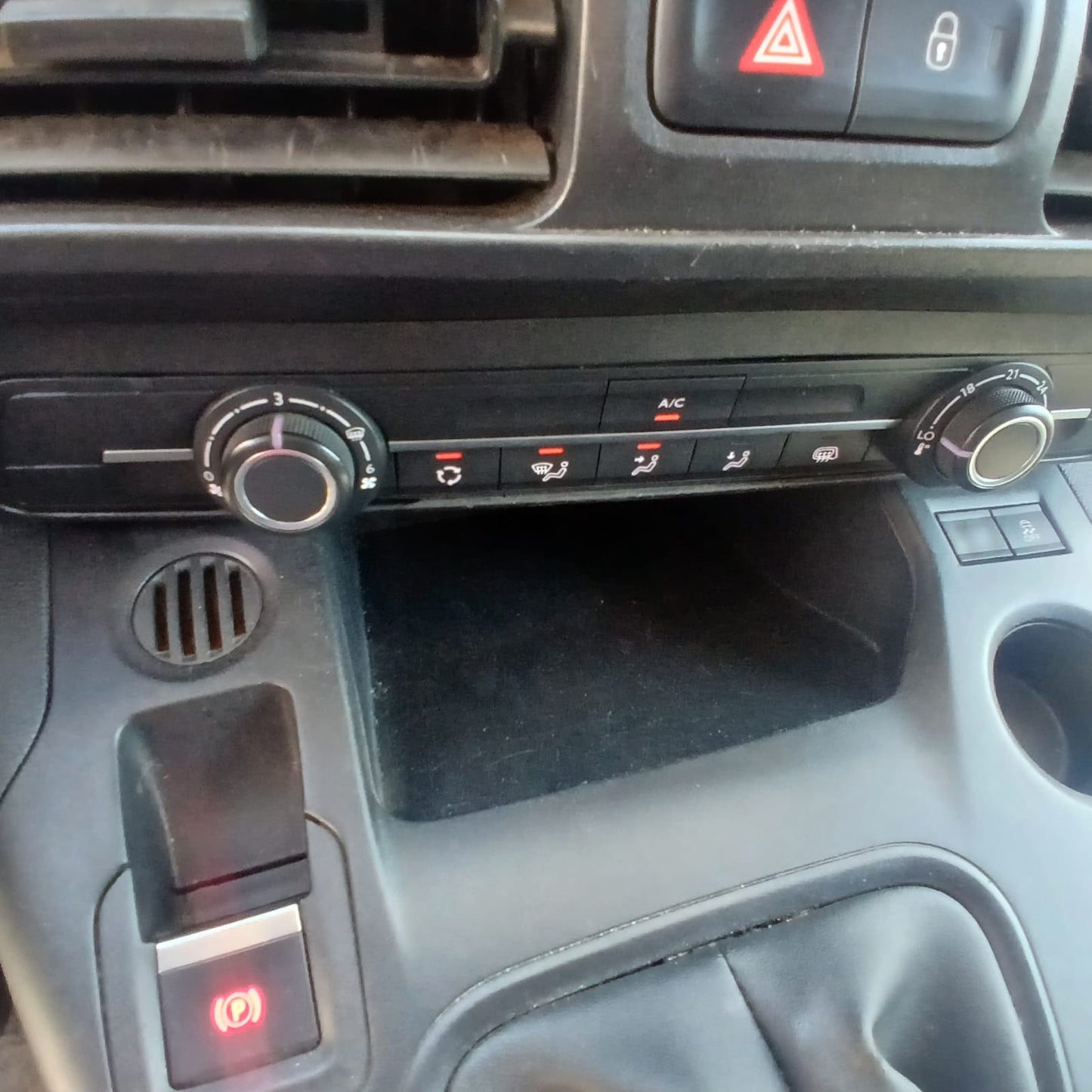 Peugeot Partner 92 L1 1.6 Diesel 2020 – Excelente Estado