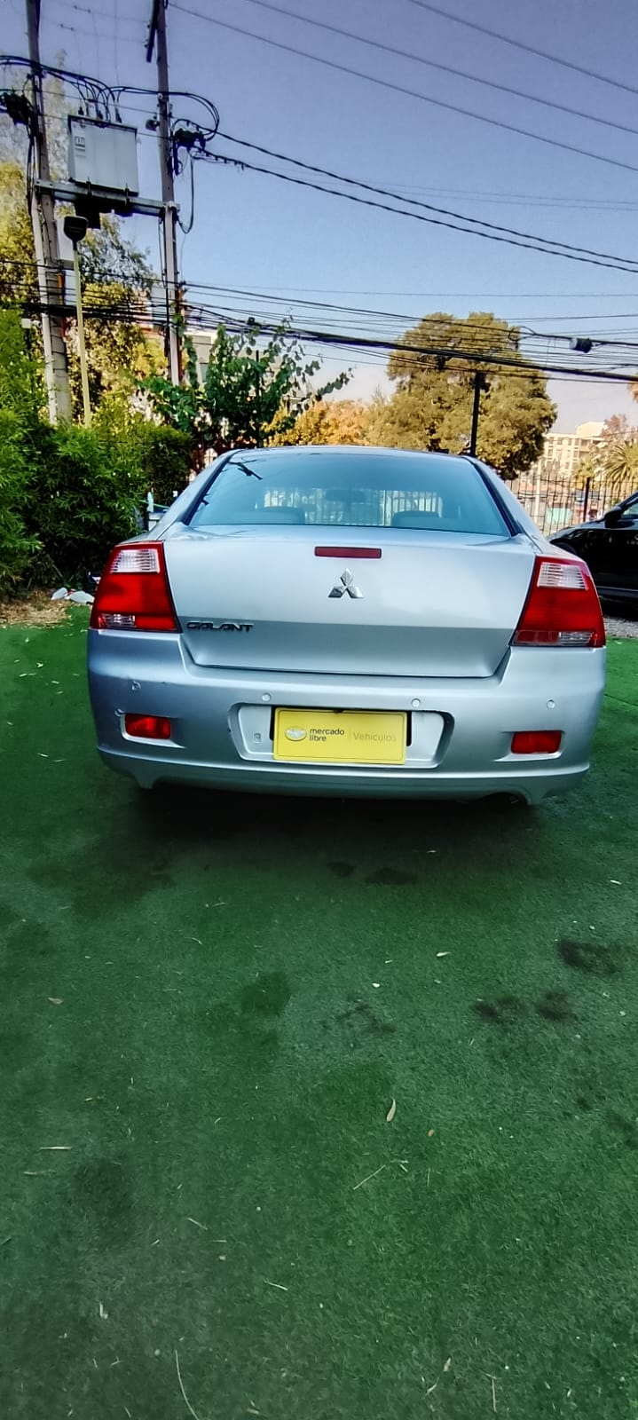 Mitsubishi Galant 2.4 Automático 2008 – Comodidad y Confiabilidad