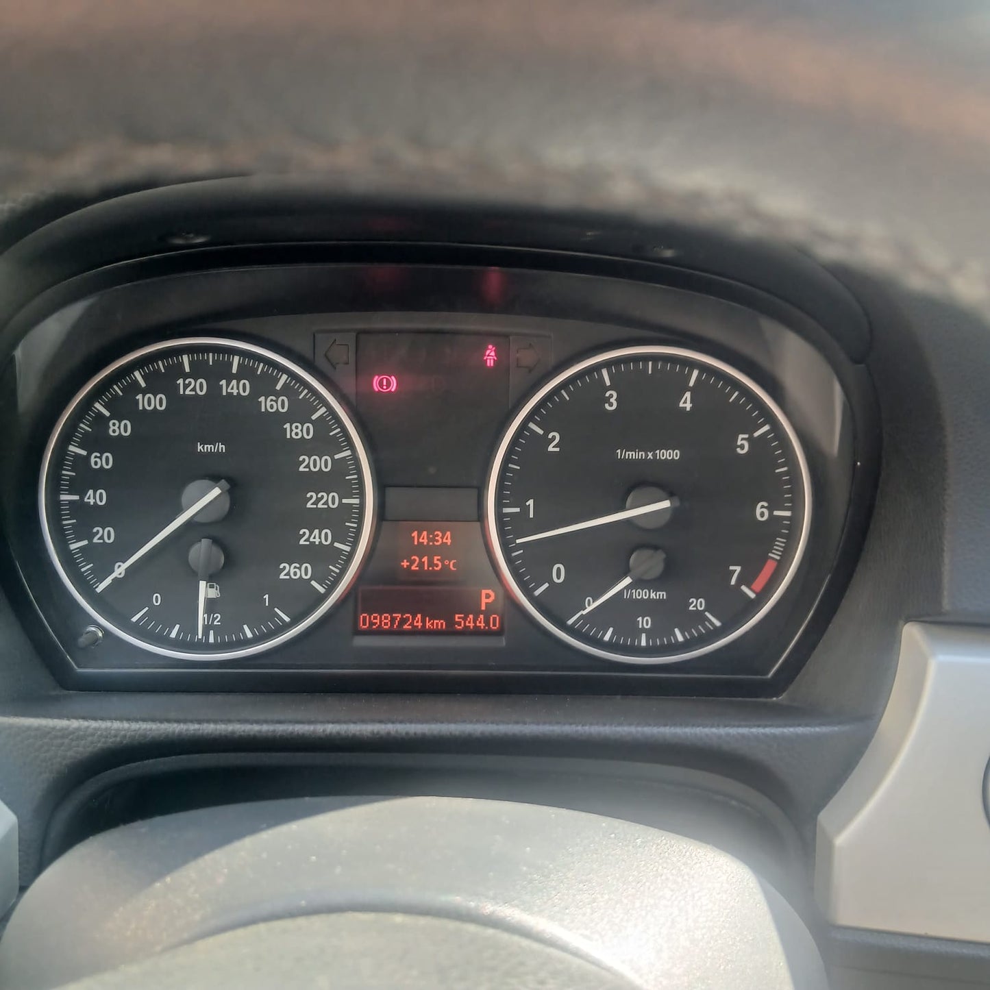 BMW 320iA FL 2.0 AUT 2012