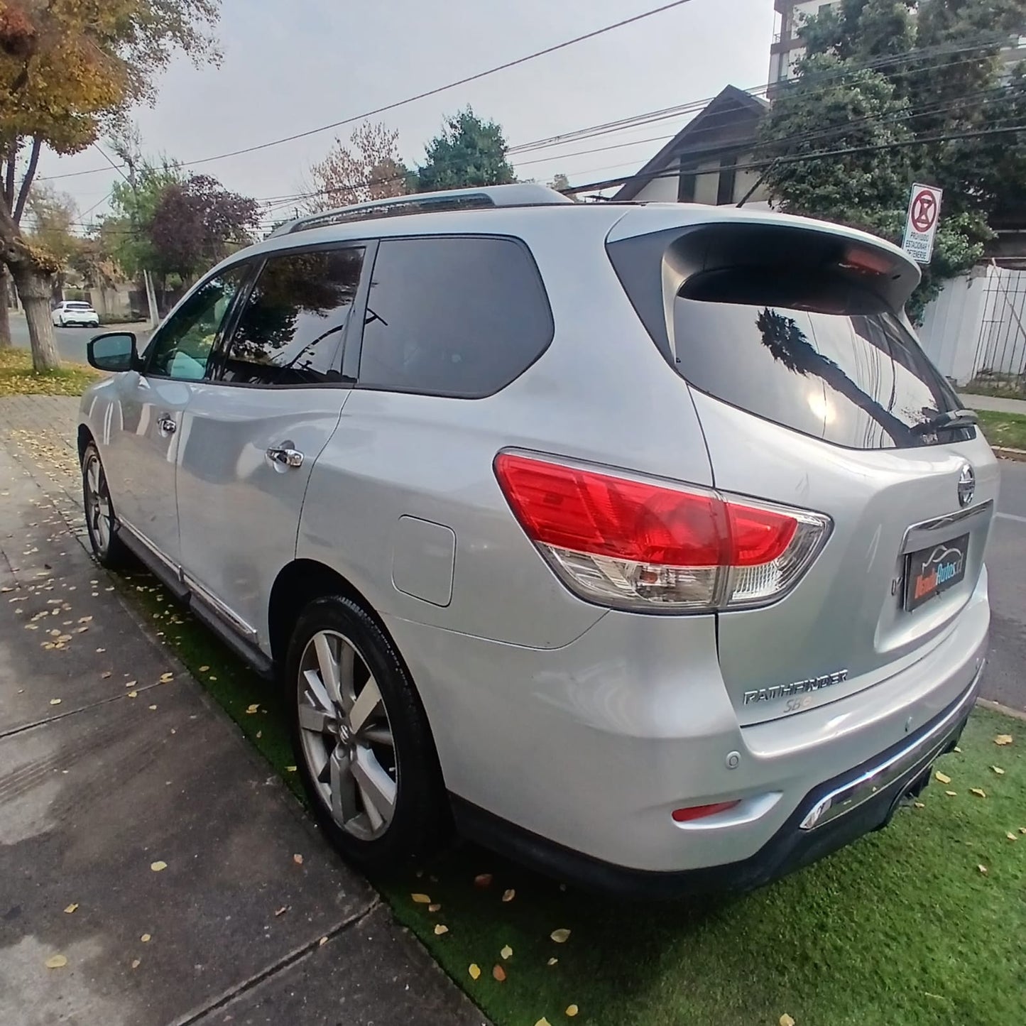 NISSAN PATHFINDER 3.5 V6 4X4 AUTOMÁTICA 2015 | FULL EQUIPO | 3 CORRIDAS DE ASIENTOS