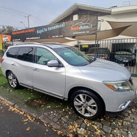 NISSAN PATHFINDER 3.5 V6 4X4 AUTOMÁTICA 2015 | FULL EQUIPO | 3 CORRIDAS DE ASIENTOS