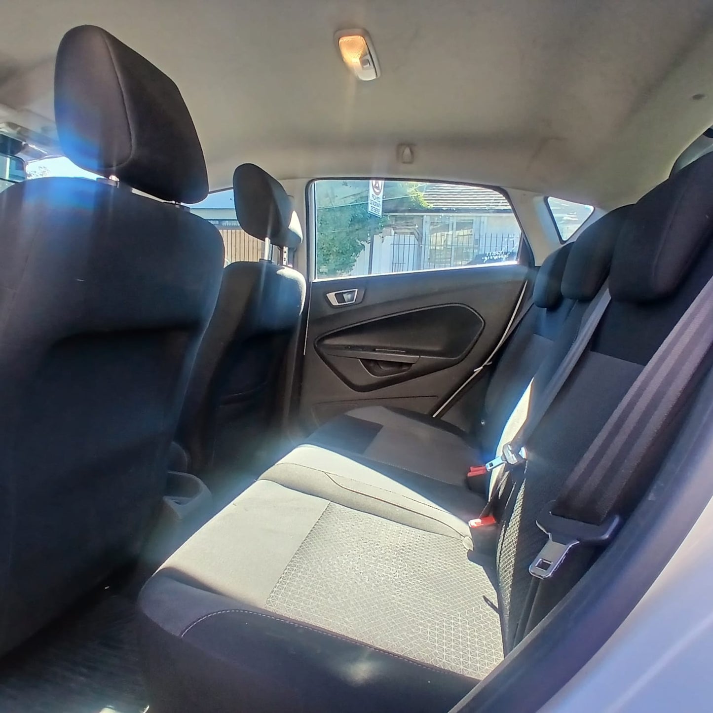 Ford Fiesta Hatchback 1.6 Automático 2019