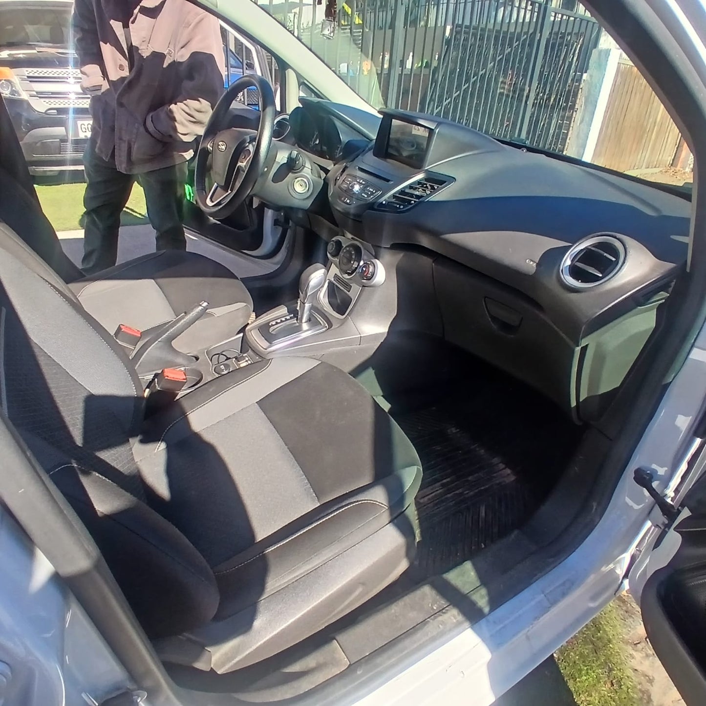 Ford Fiesta Hatchback 1.6 Automático 2019