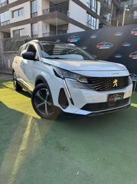 Peugeot 5008 Allure 1.5 Diésel – Elegancia y eficiencia en 3 filas 2021