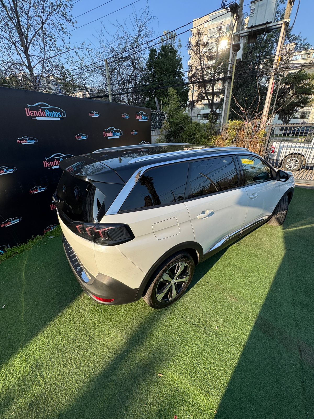 Peugeot 5008 Allure 1.5 Diésel – Elegancia y eficiencia en 3 filas 2021
