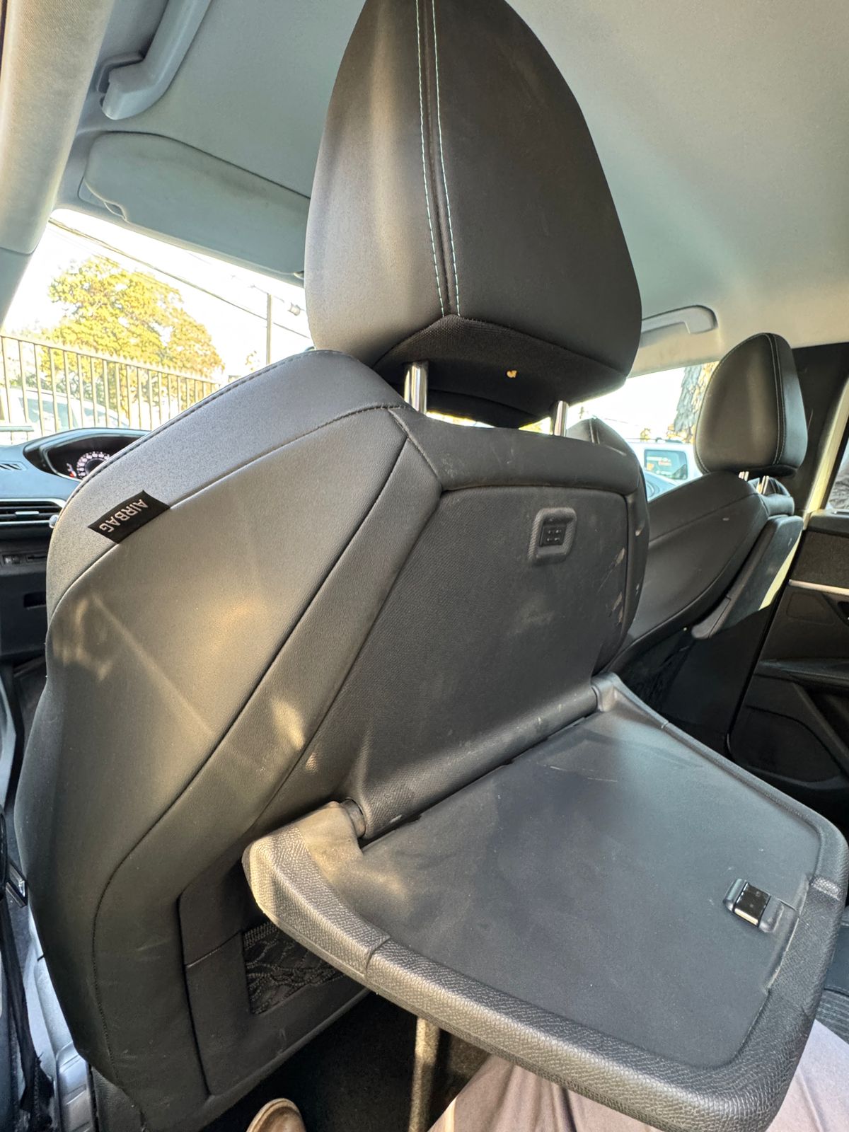 Peugeot 5008 Allure 1.5 Diésel – Elegancia y eficiencia en 3 filas 2021