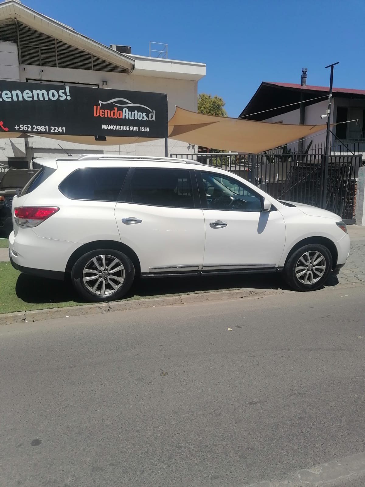 Nissan Pathfinder 2014 – 3.5 V6 – 3 Corridas – 4x4