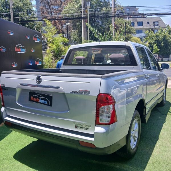 2018 SsangYong Actyon Sports 2.2D Full Manual - Imagen 10