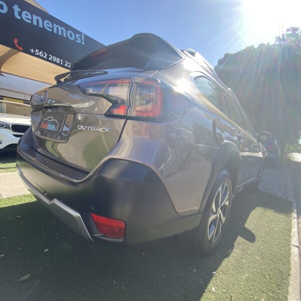 2022 Subaru Outback 2.5 TOURING AUT AWD - Imagen 10